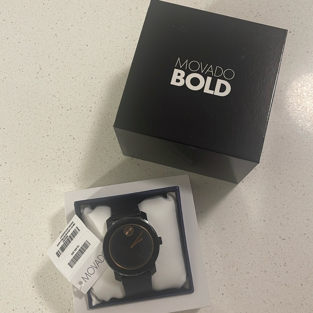 MOVADO 
Bold Black Museum Dial Black Leather Unisex Watch